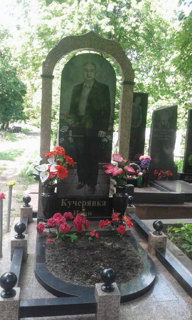 Художественное оформление памятника