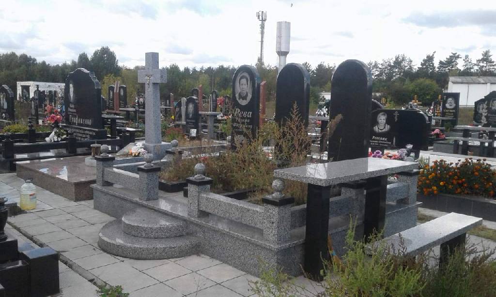 Цоколь под памятник