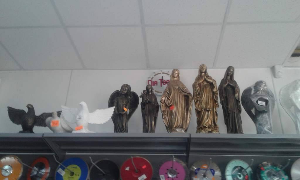 Изделия из гранита и мрамора