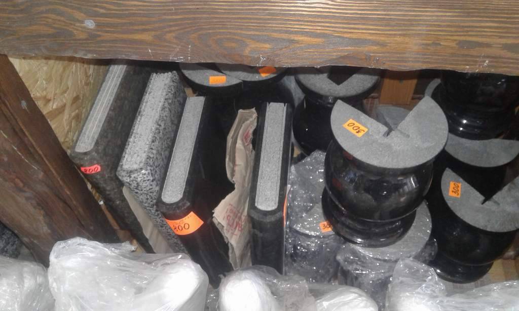 Изделия из гранита и мрамора