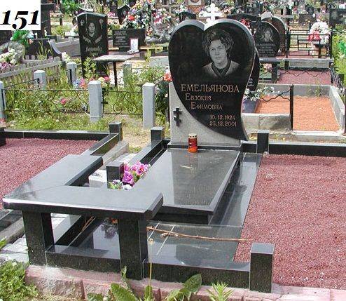 Лавка и столик на могилу