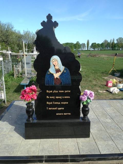 Художественное оформление памятника