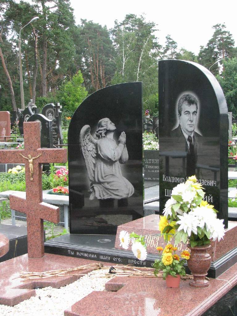 Художественное оформление памятника