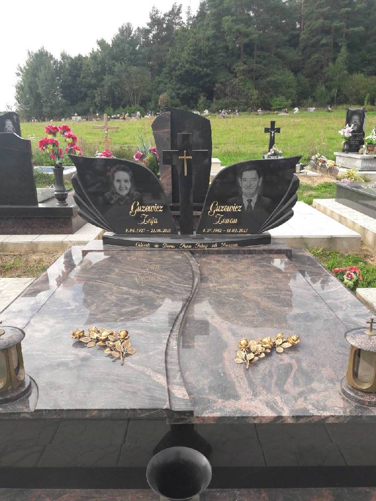 Памятник гранитный