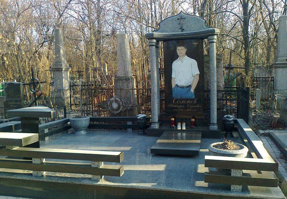 Эксклюзивный памятник