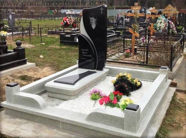 Комплекс из гранита и мрамора