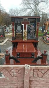 Ексклюзивні пам'ятники